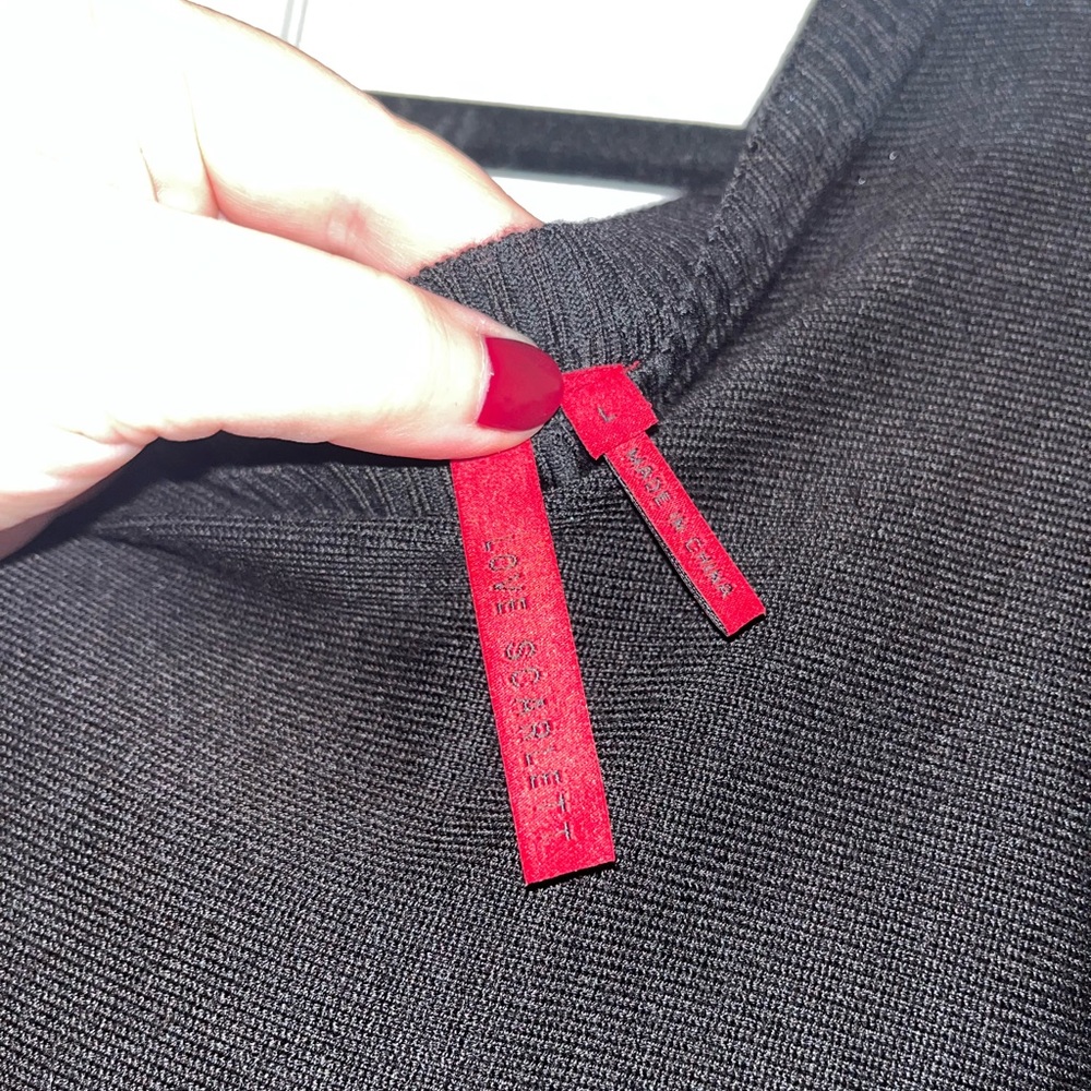 Love Scarlet blk sweater zip tunic size L- runs big - Picture 2 of 5